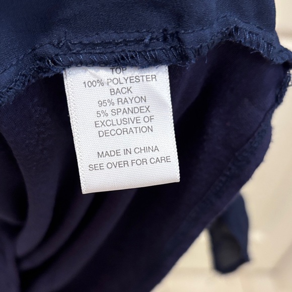 Elegant Navy Women's Blouse - Picture 3 of 6